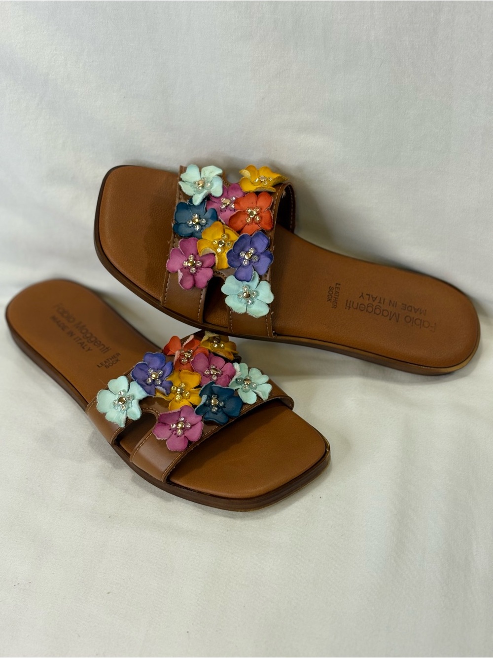 FABIO MAGGENTI Brown Slide Sandals W/ Multicolor Flower Embellishments SZ 8M